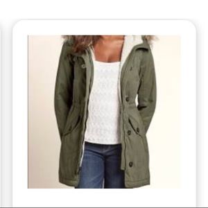 Versatile Hollister Sherpa Lined Parka